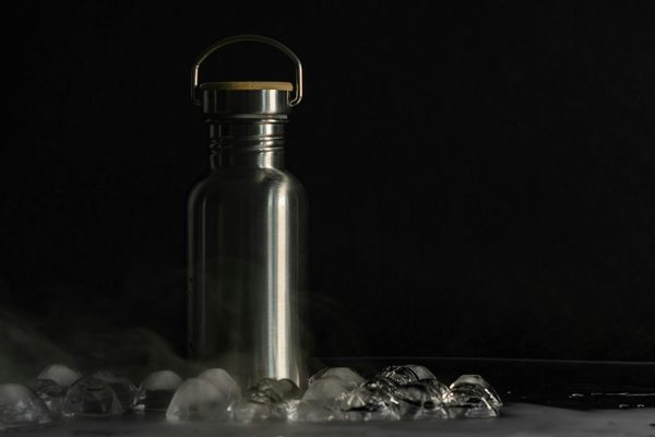 Découvrez la gourde isotherme 1l : votre compagnon idéal !